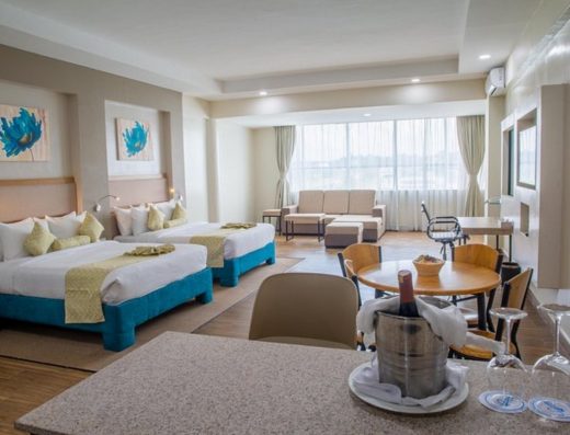 PrideInn Plaza Hotel & Convention Centre
